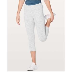 Lululemon Wunder Under Crop (Hi-Rise) 21" Gray 2